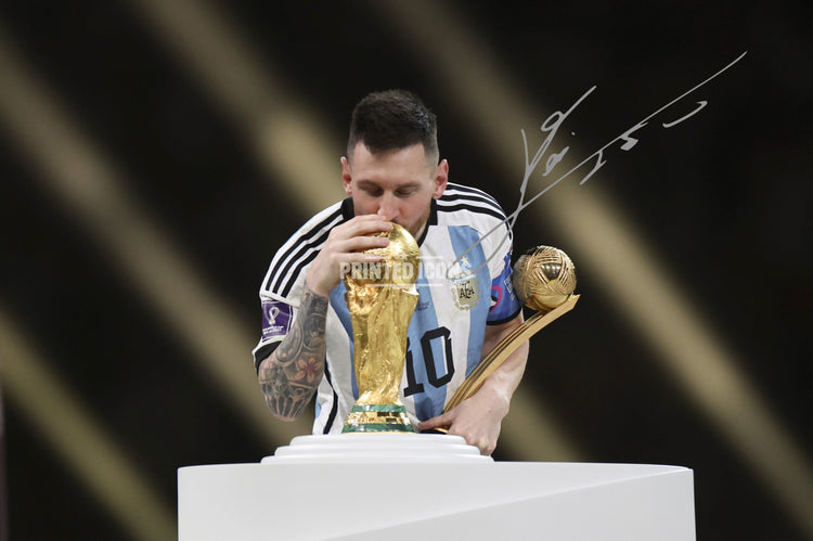Lionel Messi Argentina World Cup trophy autograph print