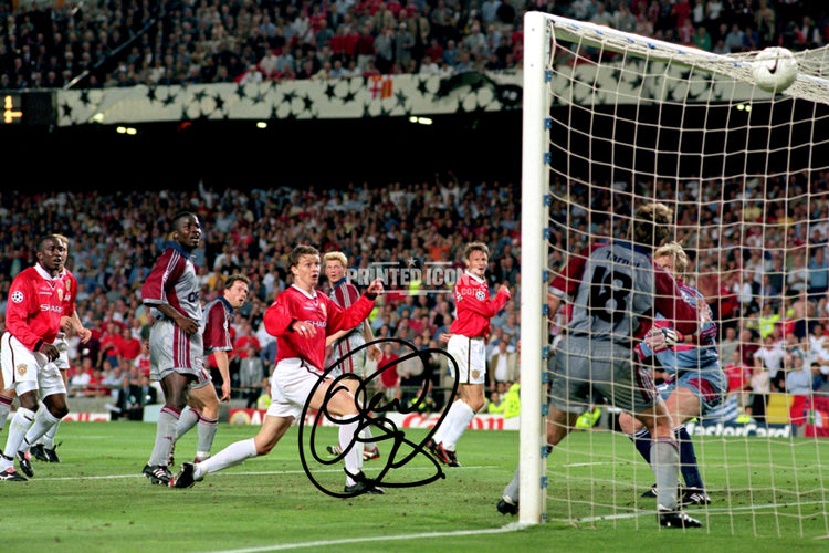 Ole Gunnar Solskjaer Manchester United 1999 signed autograph print