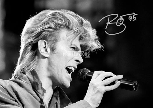 David Bowie live performance printed autograph photo memorabilia