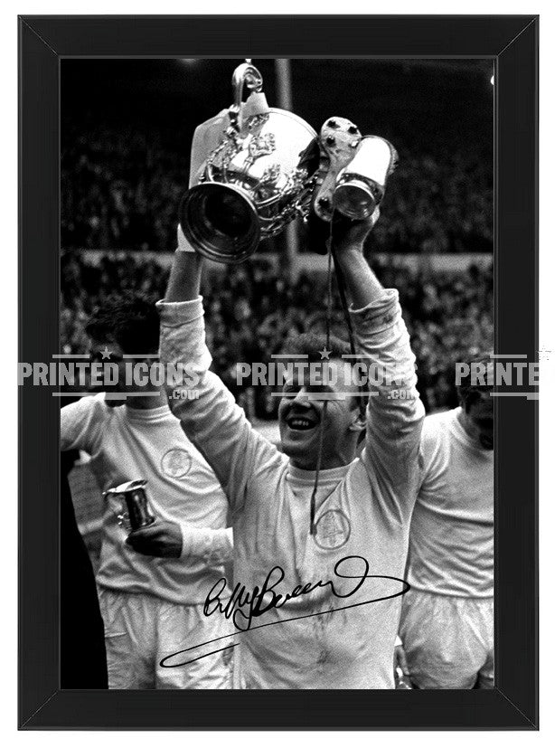 Billy Bremner signed 1972 FA Cup photo. A printed autograph (from a certified original) on a Leeds United photo. Framing Available. A great gift for a Leeds United fan.