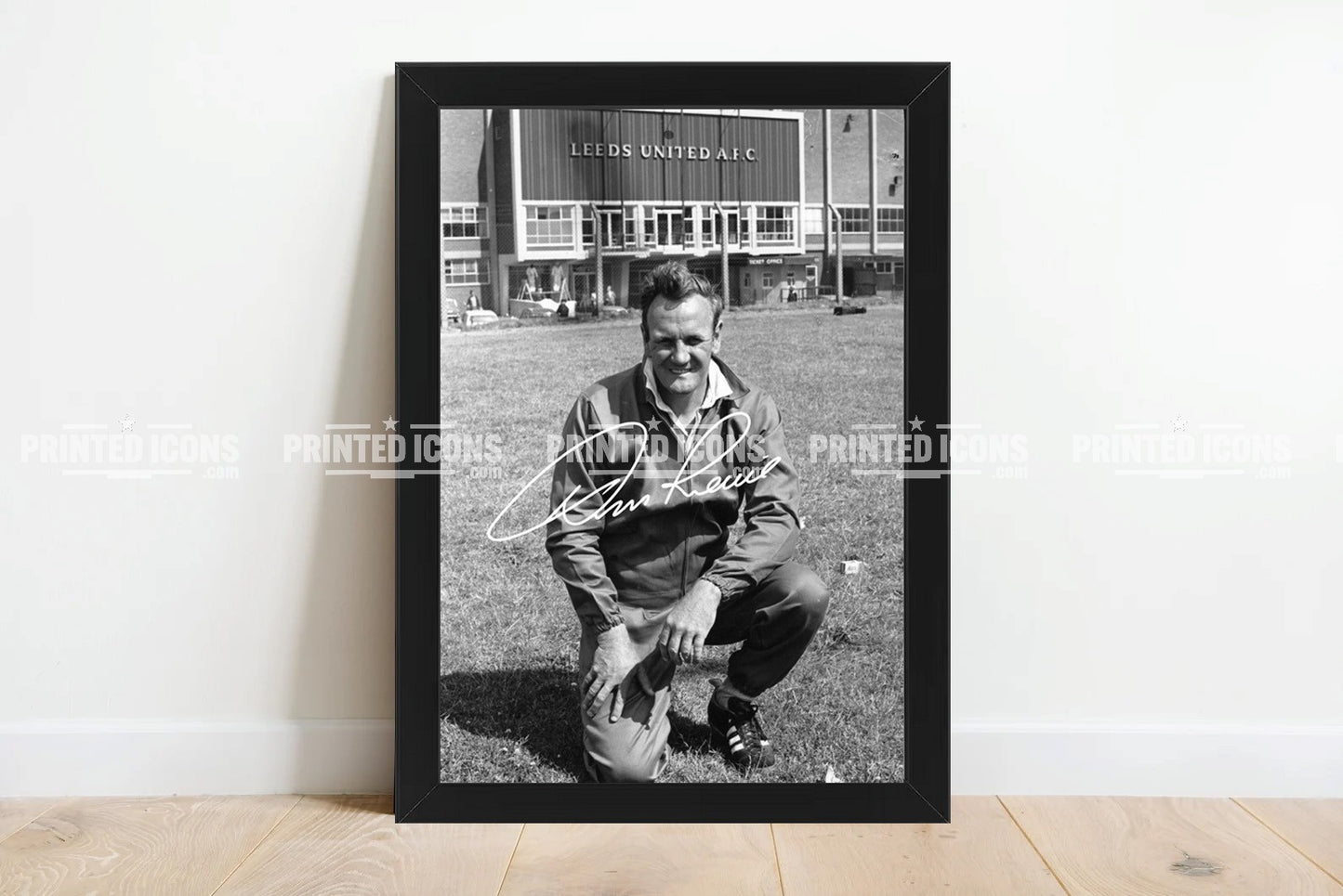 Don Revie signed Leeds United photo. A printed autograph (from a certified original) on a Leeds United photo. Framing Available. A great gift for a Leeds United fan.