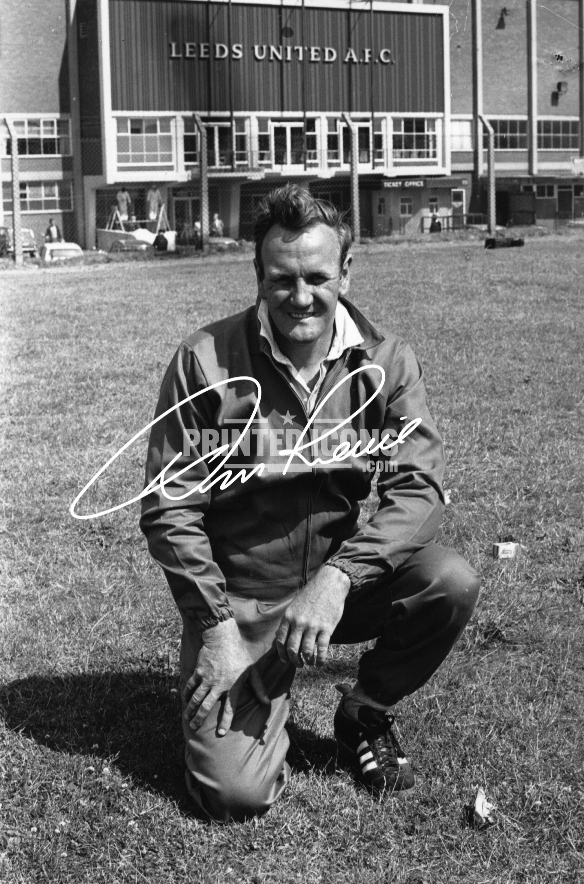 Don Revie signed Leeds United photo. A printed autograph (from a certified original) on a Leeds United photo. Framing Available. A great gift for a Leeds United fan.