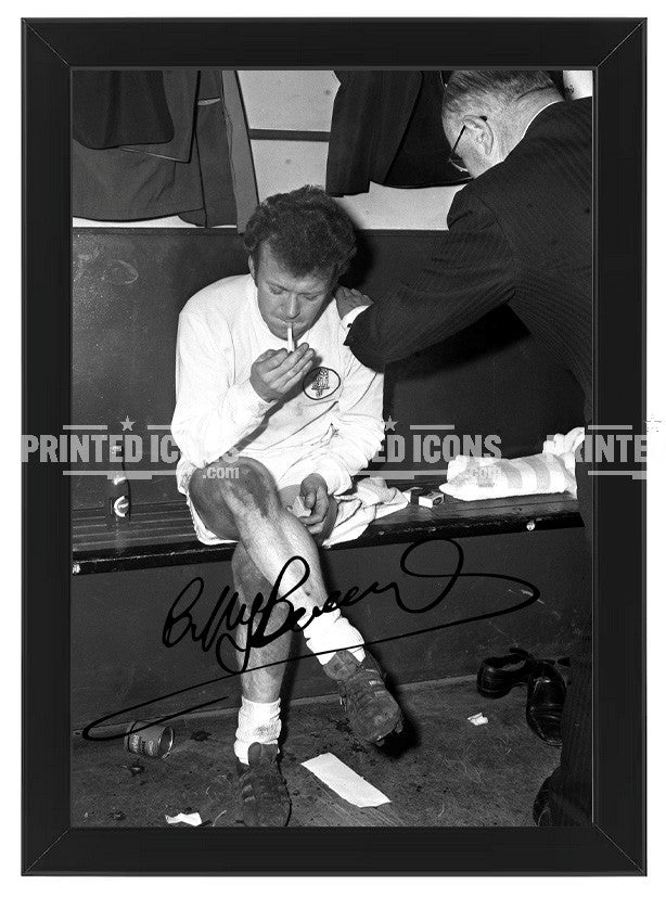 Billy Bremner signed Leeds United photo. The image shows Billy smoking in the changing rooms. A printed autograph (from a certified original) on a Leeds United photo. Framing Available. A great gift for a Leeds United fan.