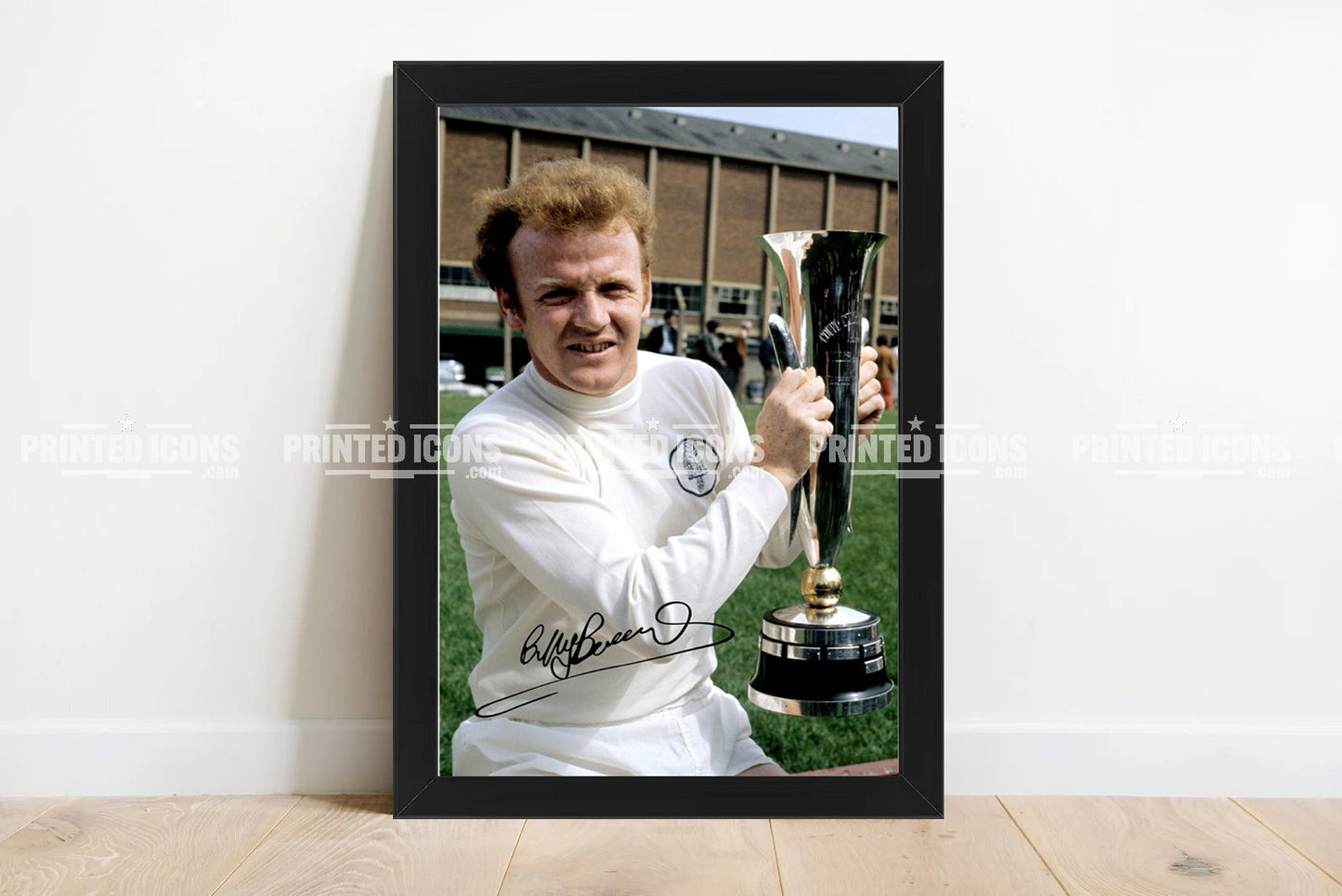 Billy Bremner signed 1968 Fairs Cup photo. A printed autograph (from a certified original) on a Leeds United photo. Framing Available. A great gift for a Leeds United fan.