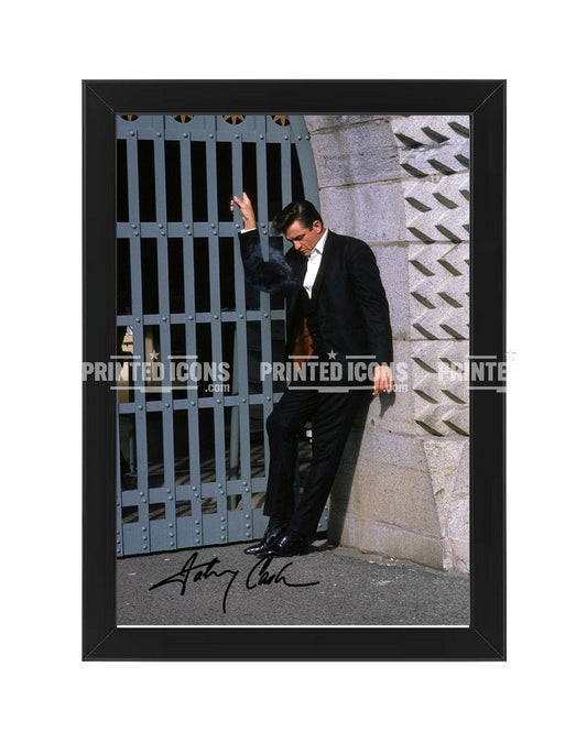 A stunning printed photo featuring the printed autographs of Johnny Cash. Framing Available. A great gift for any Johnny Cash fan.