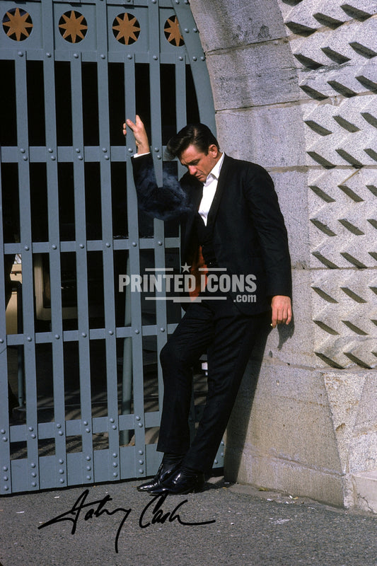 A stunning printed photo featuring the printed autographs of Johnny Cash. Framing Available. A great gift for any Johnny Cash fan.