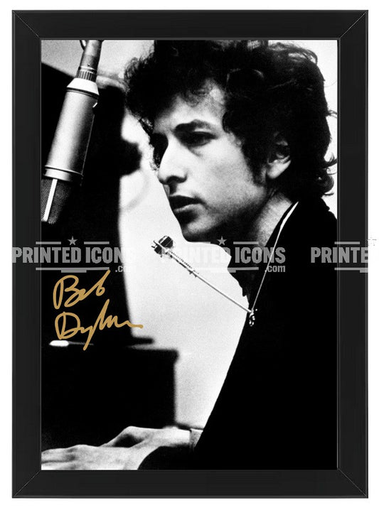A stunning printed photo featuring the printed autograph of Bob Dylan. Framing Available. A great gift for any Bob Dylan fan.