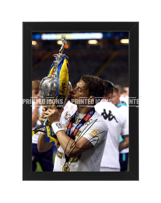Gianni Alioski Leeds United 2019/20 Championship trophy signed print framed