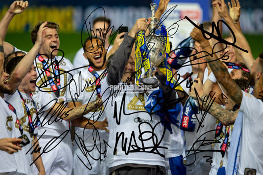 Framed Leeds United Championship winners team autograph print