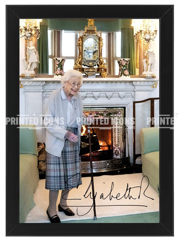 Queen Elizabeth II framed signed photo royal memorabilia