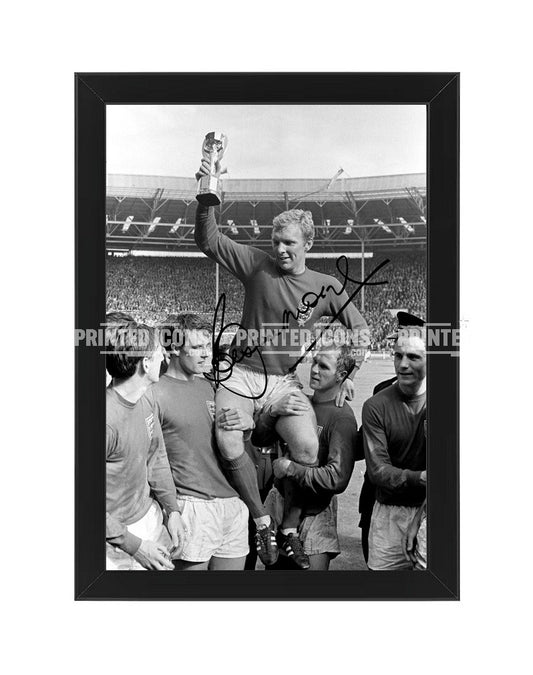 Framed Bobby Moore England 1966 black and white football print