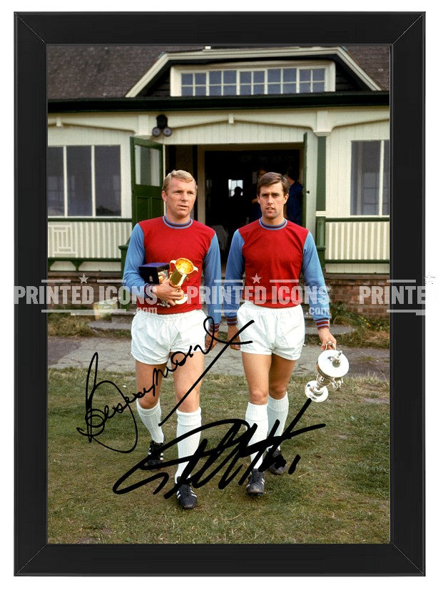 Bobby Moore Geoff Hurst autograph photo print West Ham United black frame
